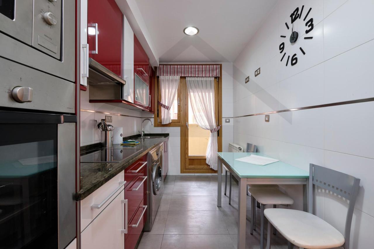 Apartamento Candelaria - Lujo A Un Paso Del Centro Oviede Extérieur photo