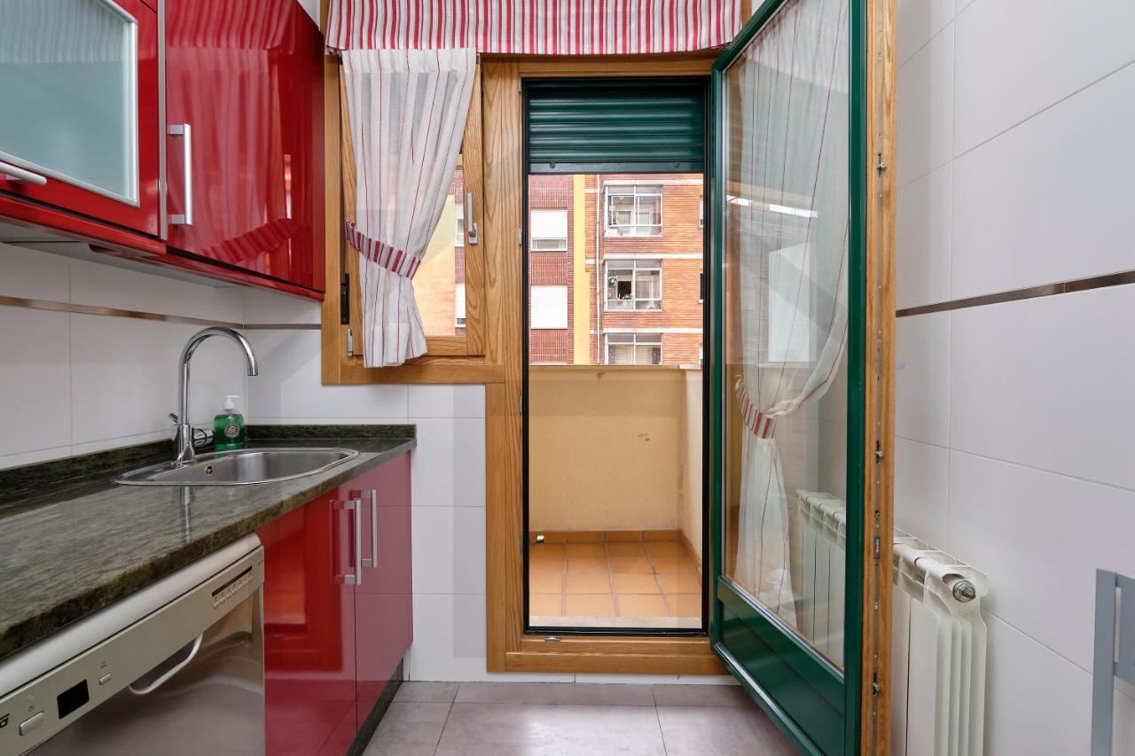 Apartamento Candelaria - Lujo A Un Paso Del Centro Oviede Extérieur photo