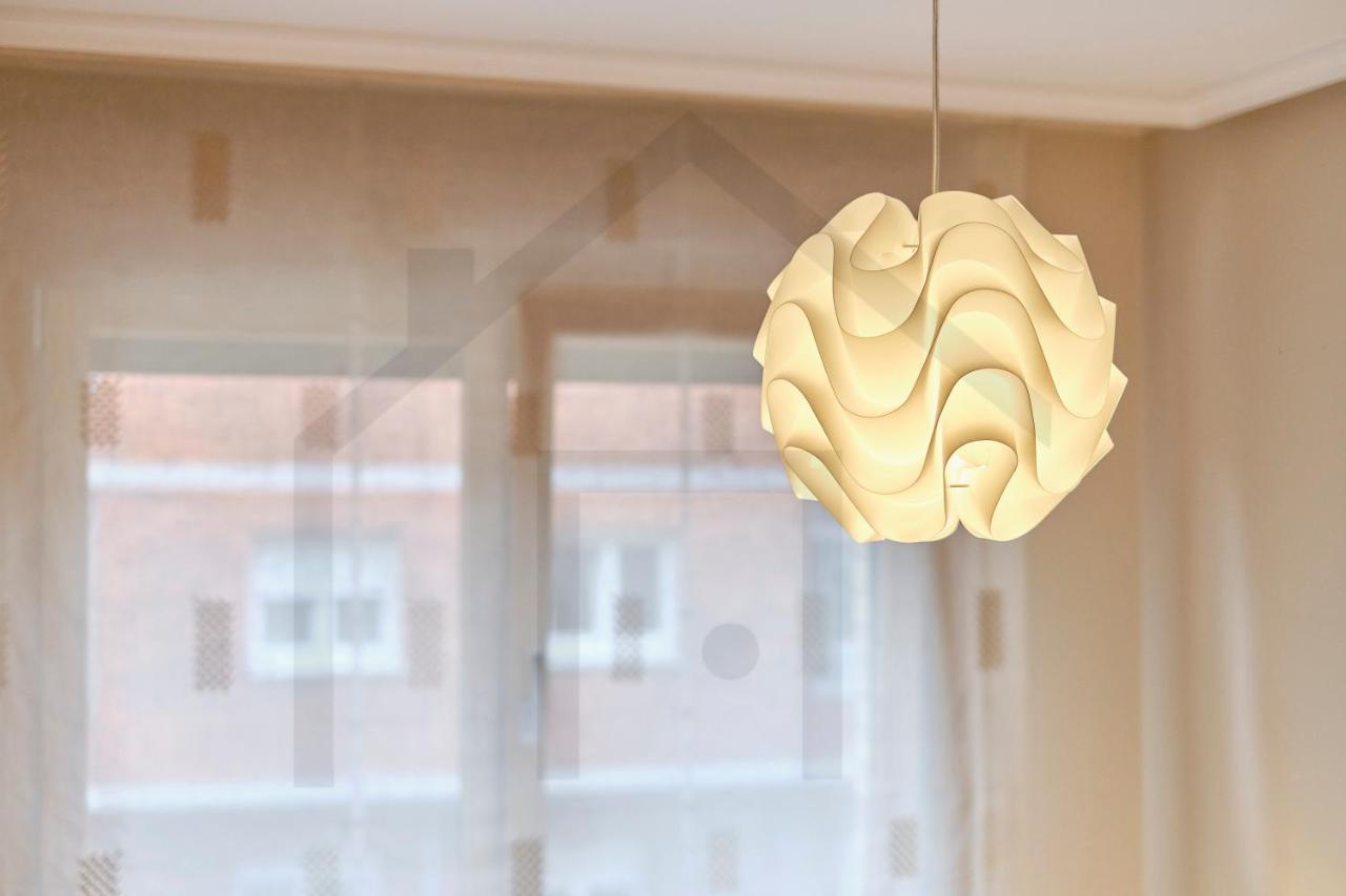 Apartamento Candelaria - Lujo A Un Paso Del Centro Oviede Extérieur photo